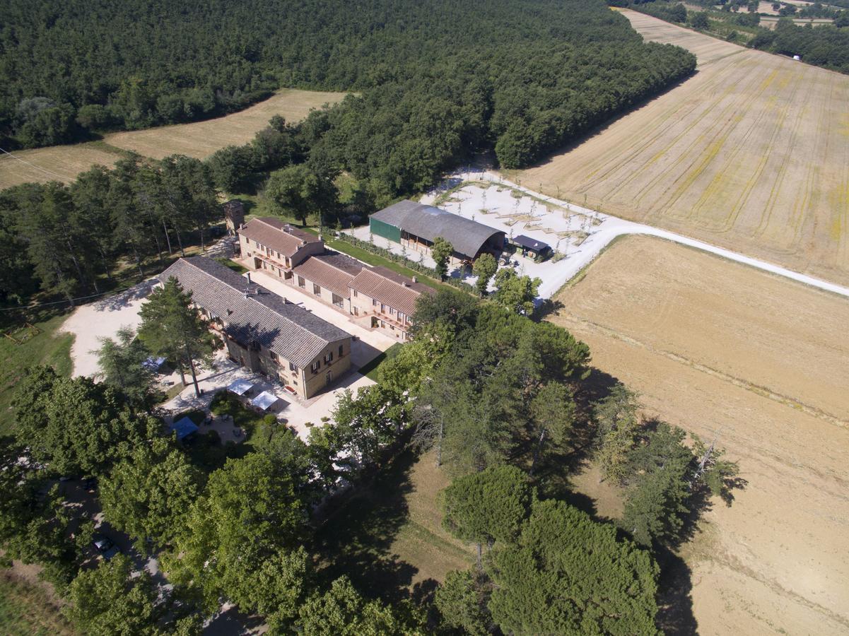 Апарт готель Casale San Galgano Сан-П'єтро-ін-Кар'яно Екстер'єр фото